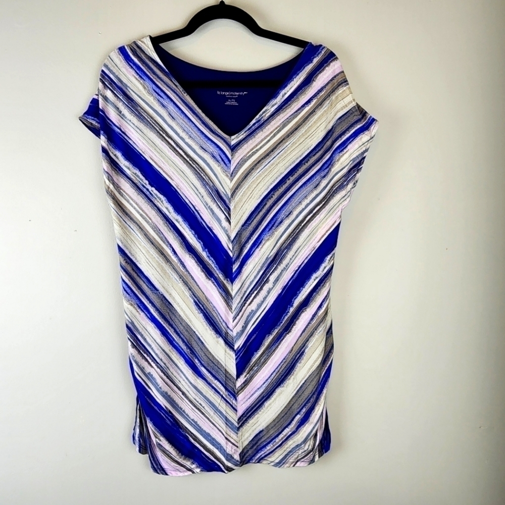 Liz Lange Maternity sleeveless tunic size XL